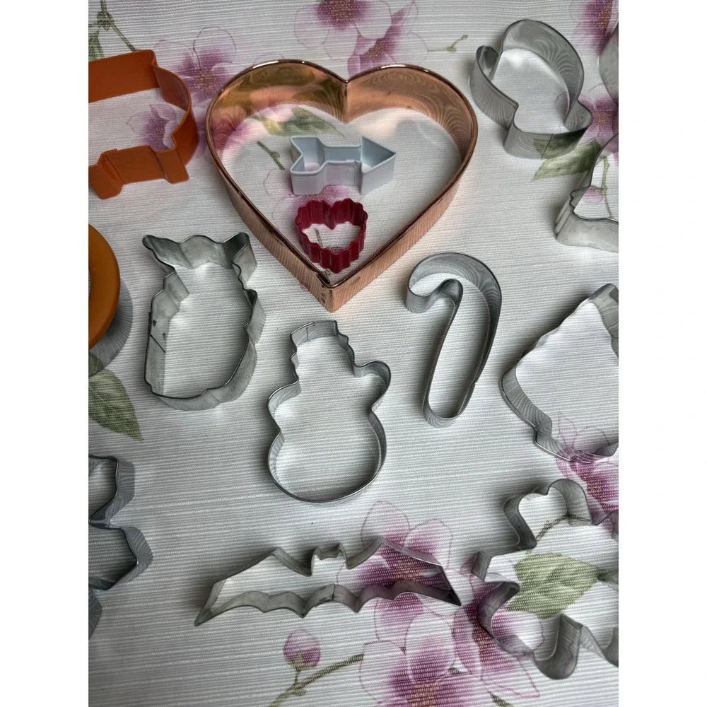 Vintage Cookie Cutter Lot 15 Metal Plastic Holiday Shapes Heart Pumpkin Tree